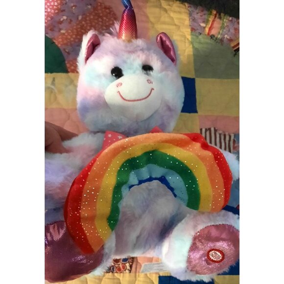 Hugfun Light-Up Unicorn Plush Toy With Rainbow For Ages 3 & Up - Press On/Off - Picture 4 of 8